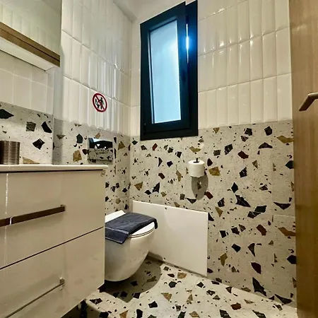 Alki-house * Athene