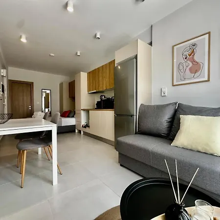 Alki-house * Athens