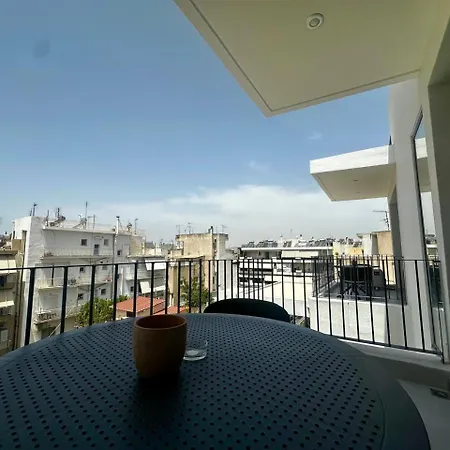Alki-house *