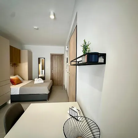 Alki-house